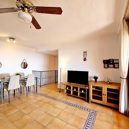 Duplex Alcores Seaviews Apartment